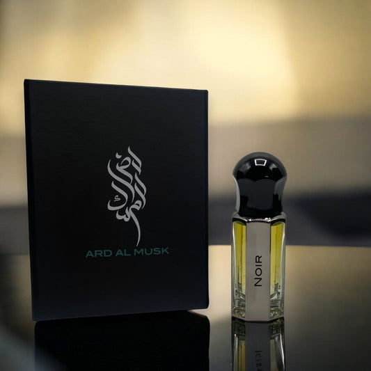 Noir Pure Perfume oil